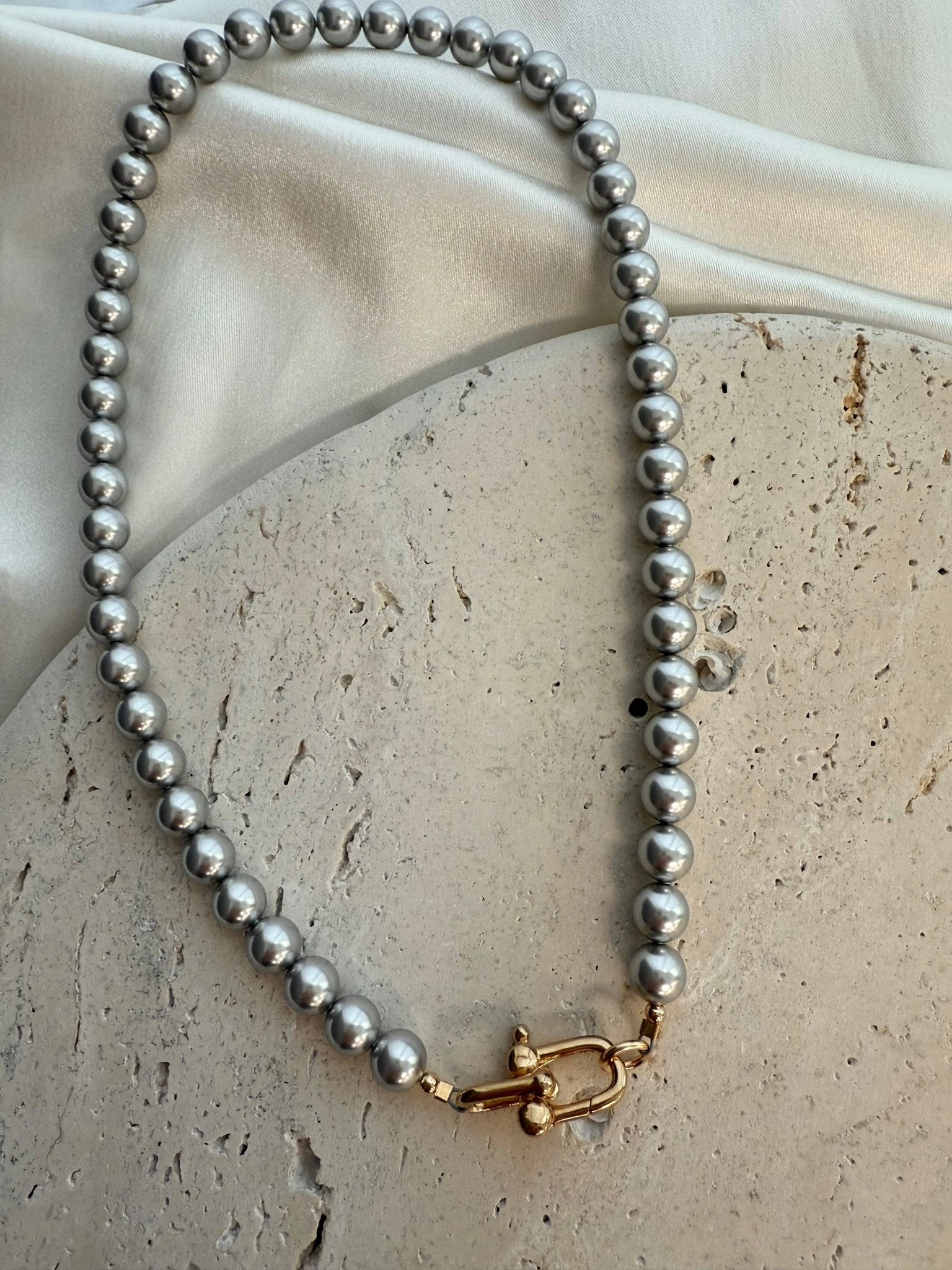 Silver Nova Pearl Necklace - Box Turtle