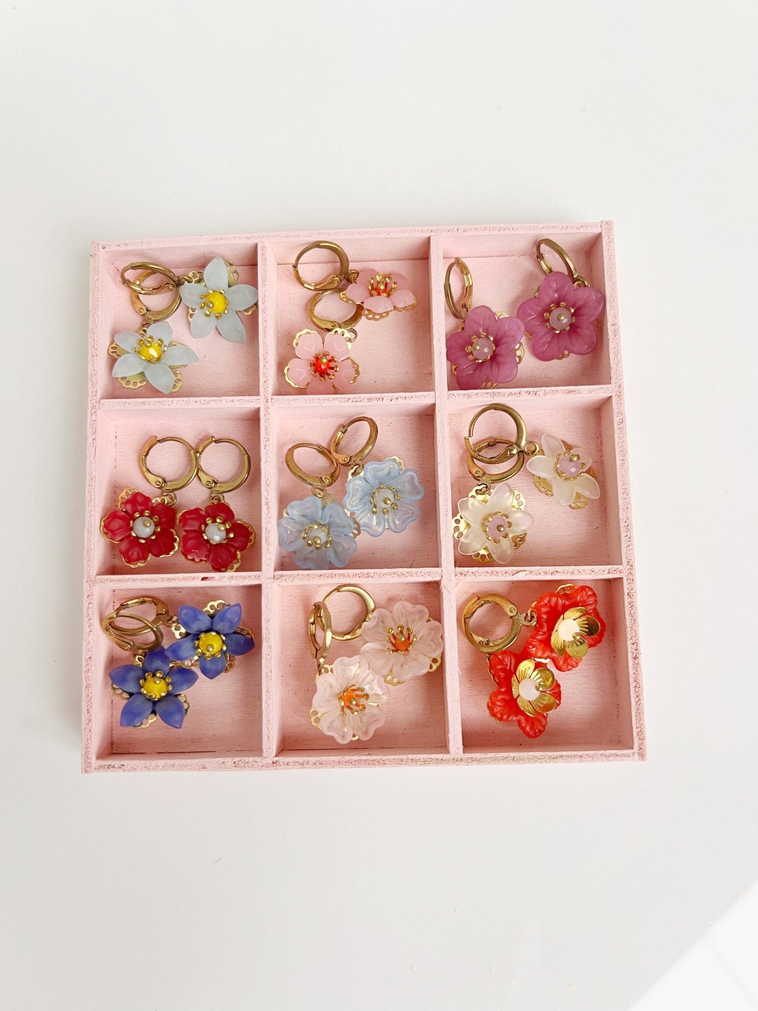 Small Flower Earrings - Box Turtle