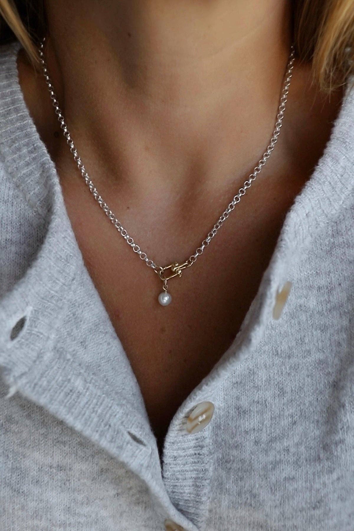 Sora Link Chain And Pearl - Box Turtle