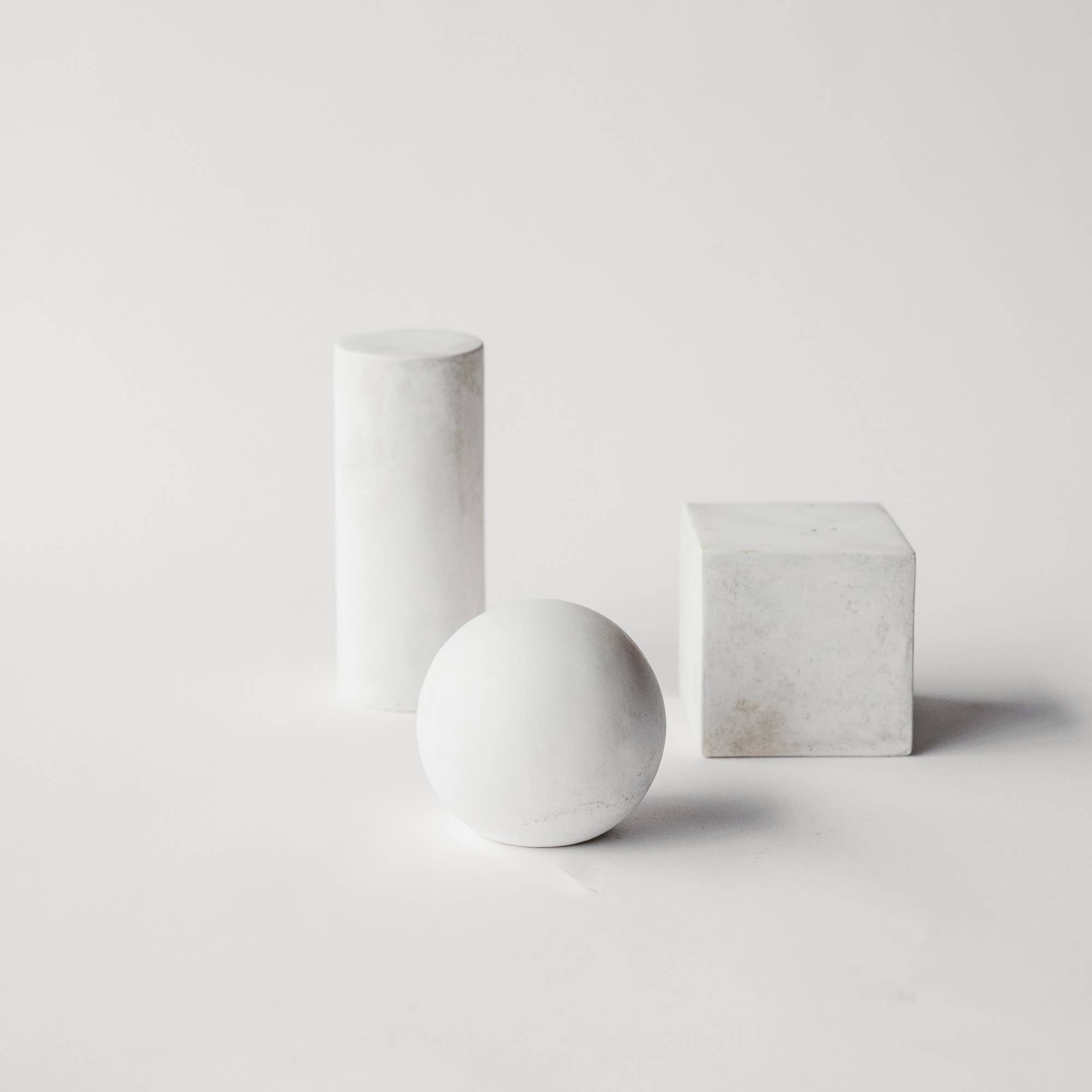 Studio White Geometric Solids - Box Turtle