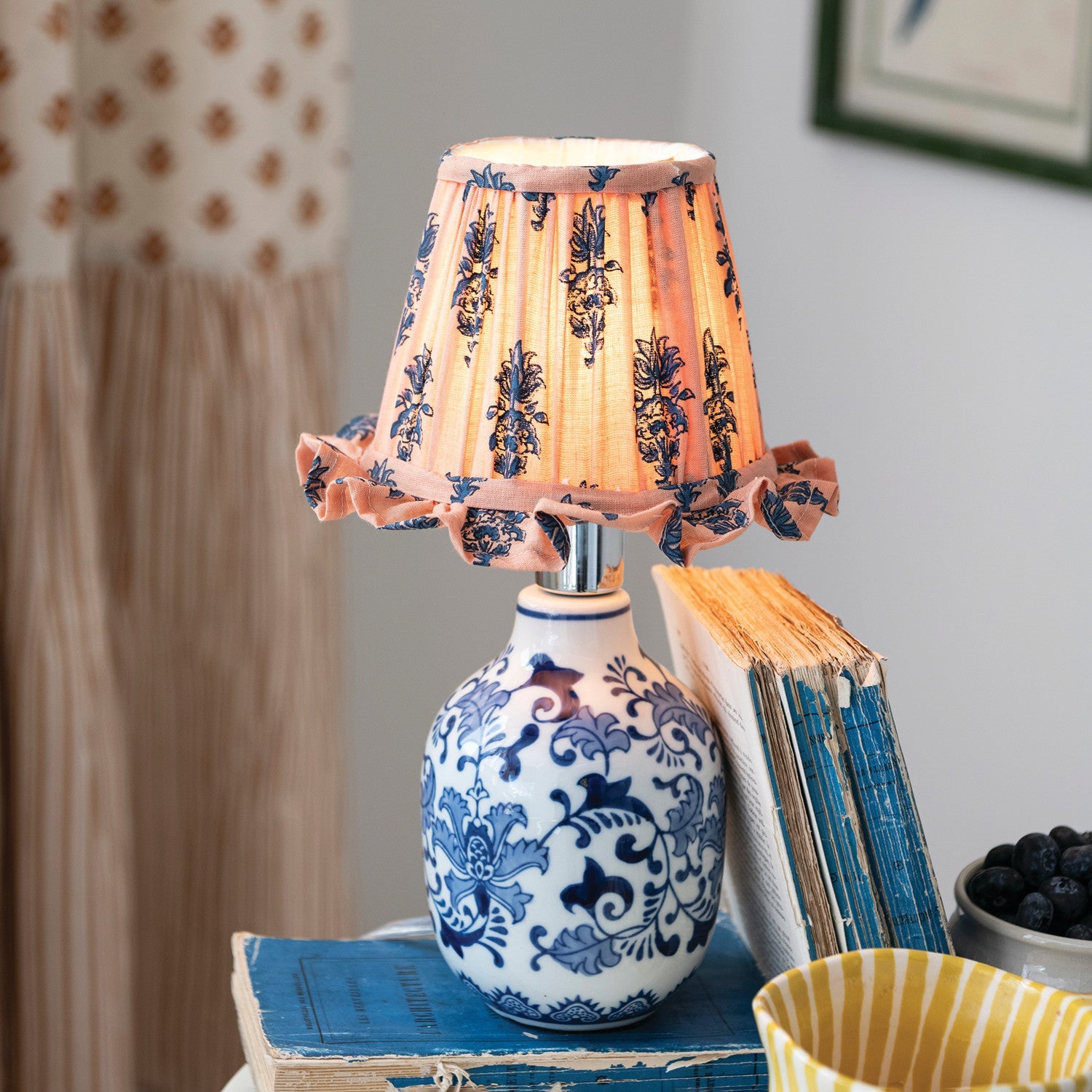 Table Lamp with Floral Pattern - Box Turtle