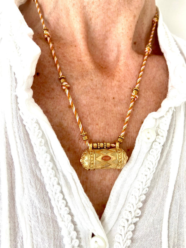 Tali necklace - Box Turtle