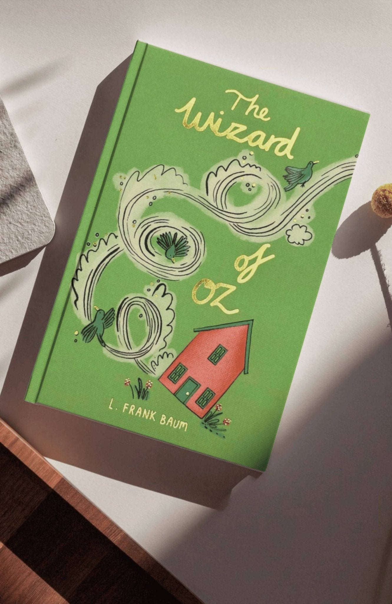 The Wizard of Oz Hardcover Book - Box Turtle