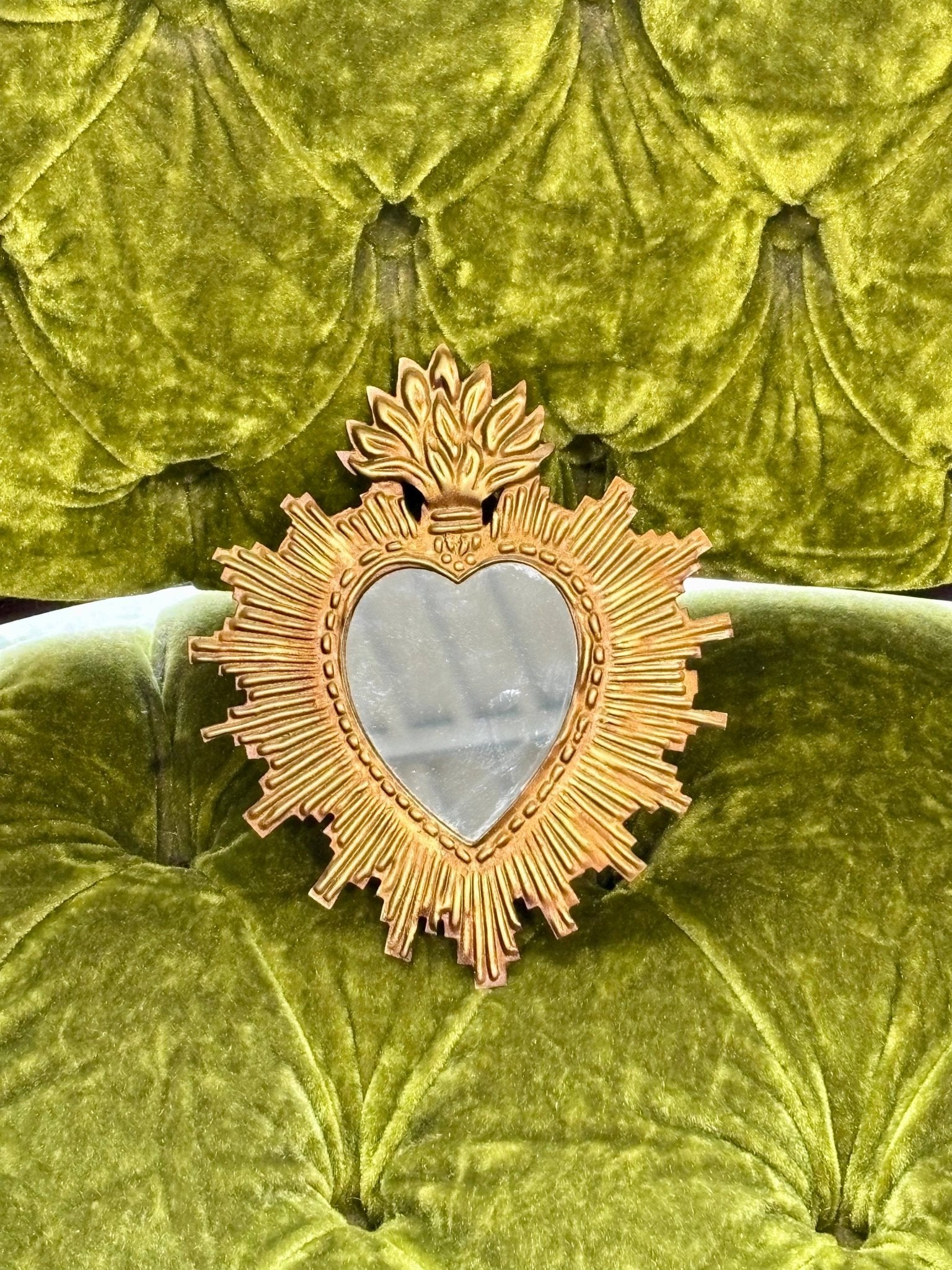 Tin Rays Sacred Heart Mirror - Box Turtle
