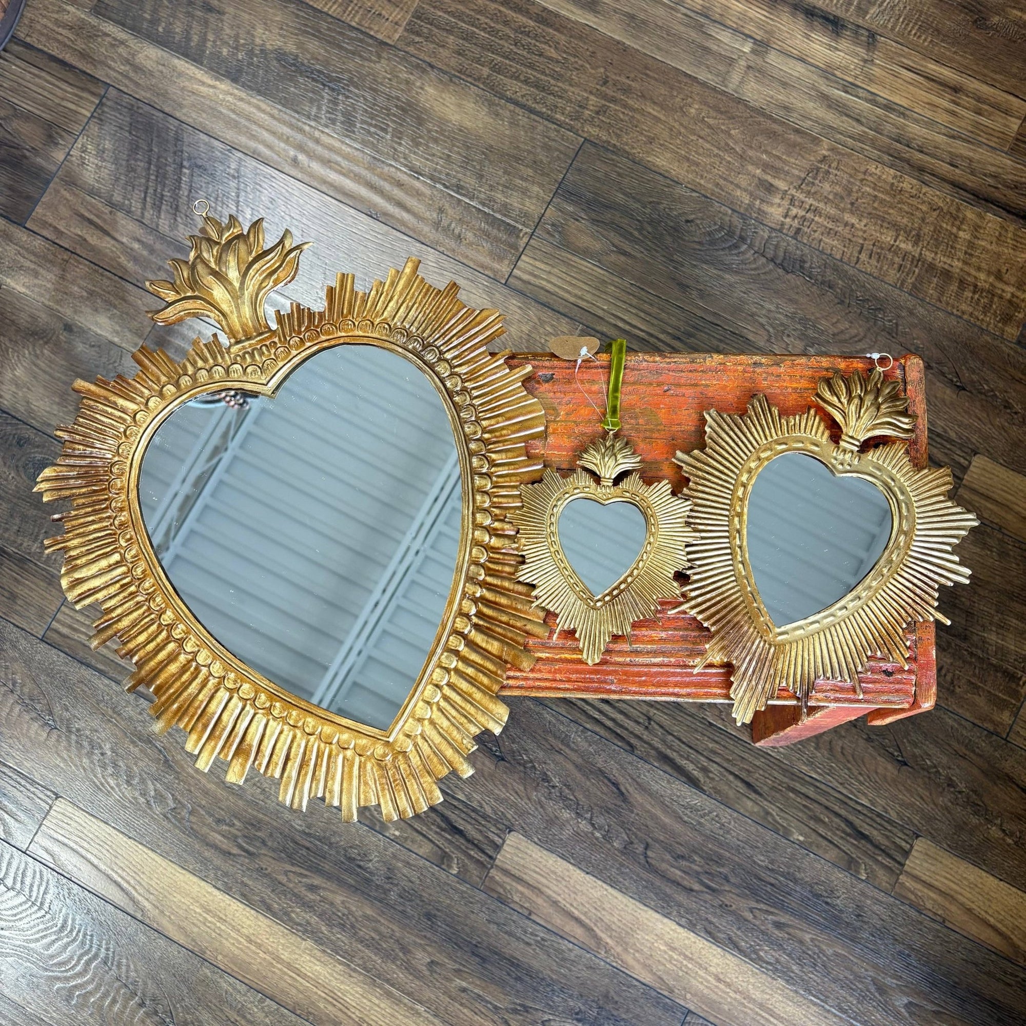 Tin Rounded Rays Sacred Heart Mirror - Box Turtle