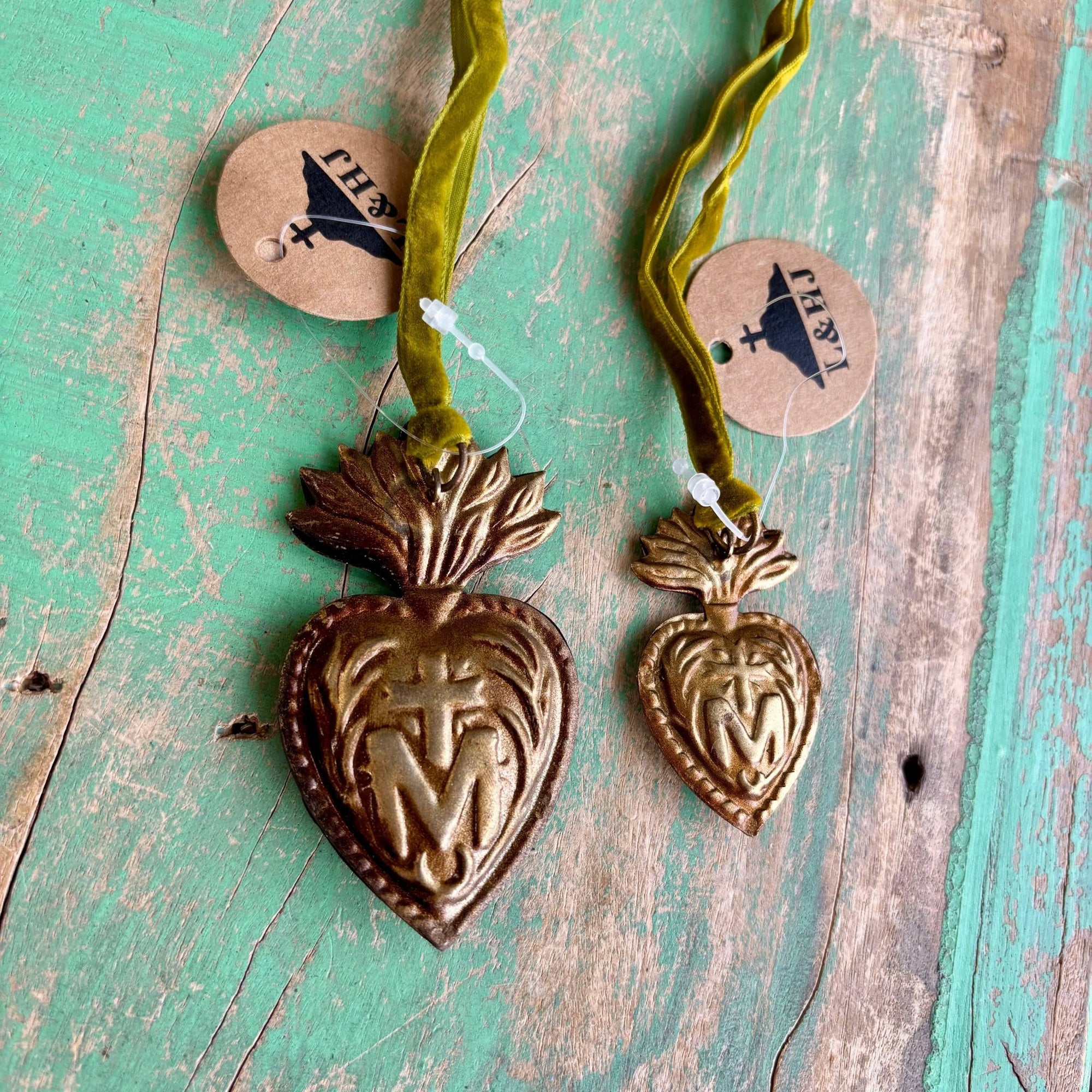 To Jesus Through Mary Sacred Heart Bubble Ornaments - Box Turtle