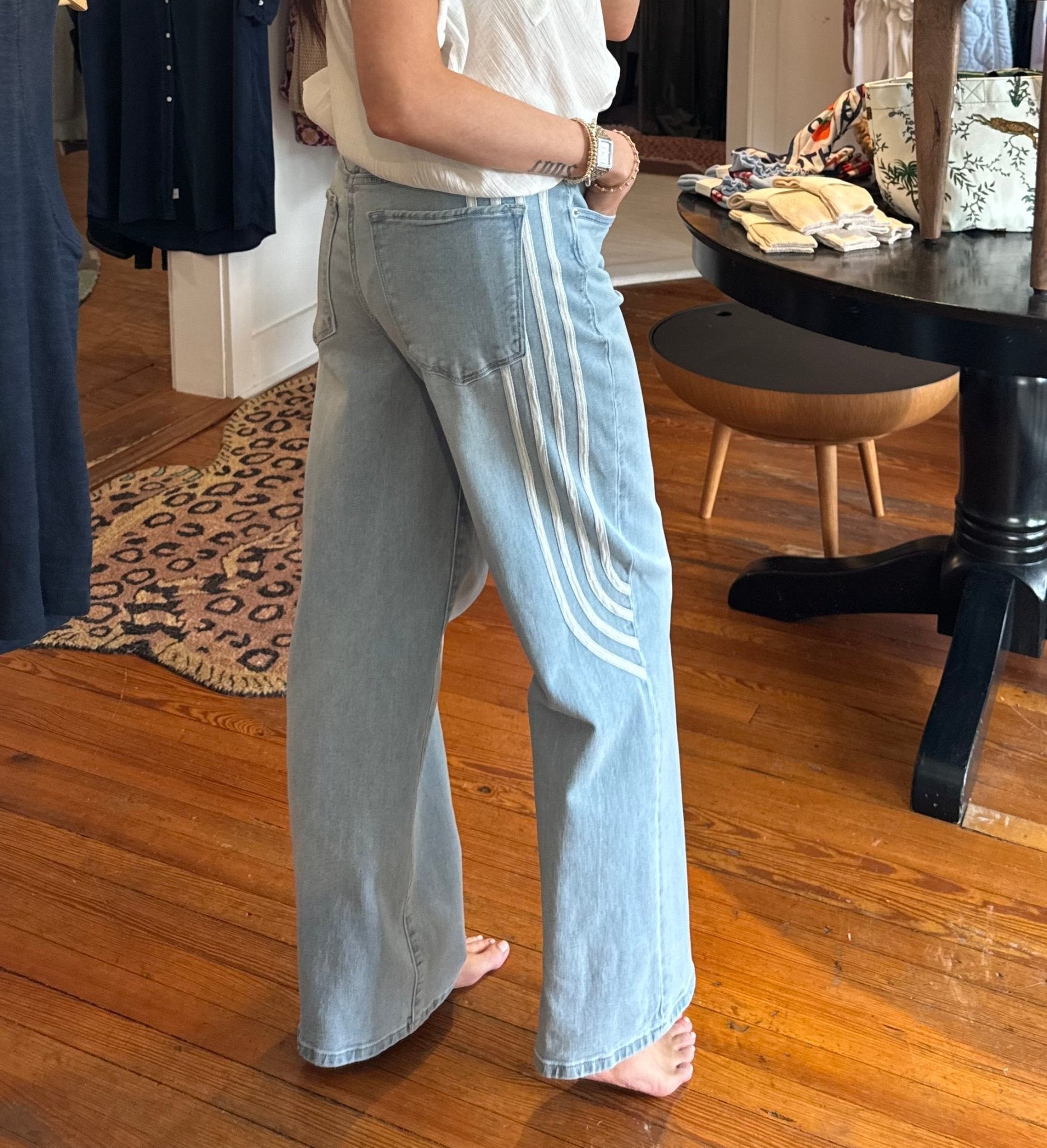 Tommy Jeans - Whimsy - Box Turtle