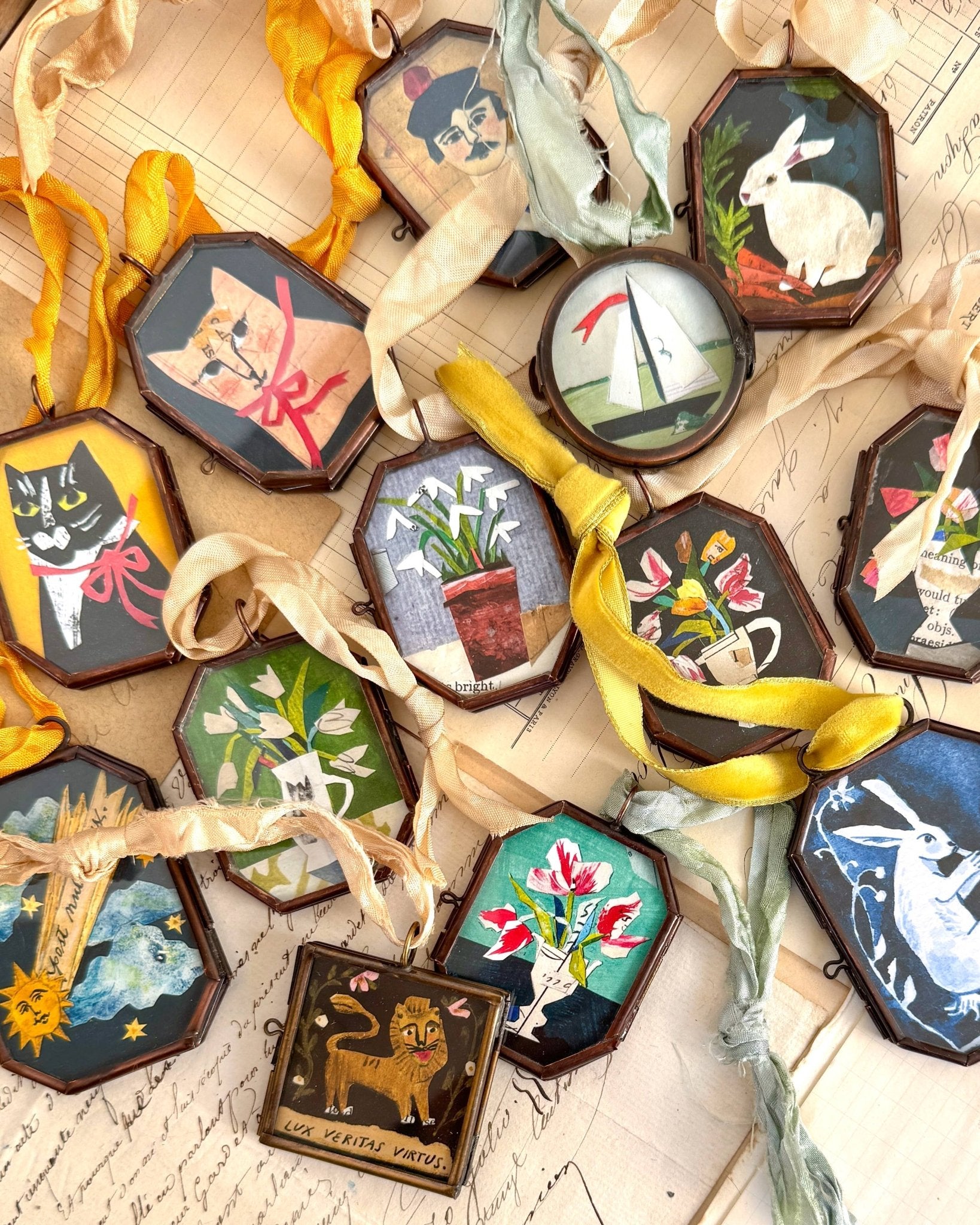 Tulips en Trophe ~ Objet d'Art - Box Turtle