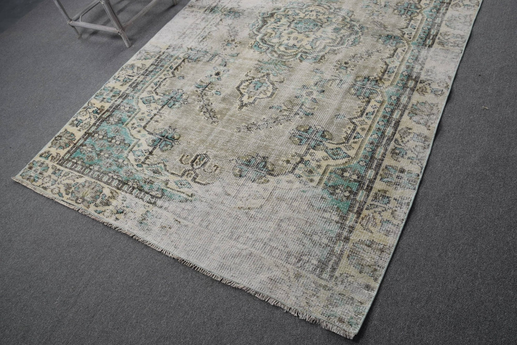Turkish - Blue Oriental Wool Vintage Rug - Box Turtle
