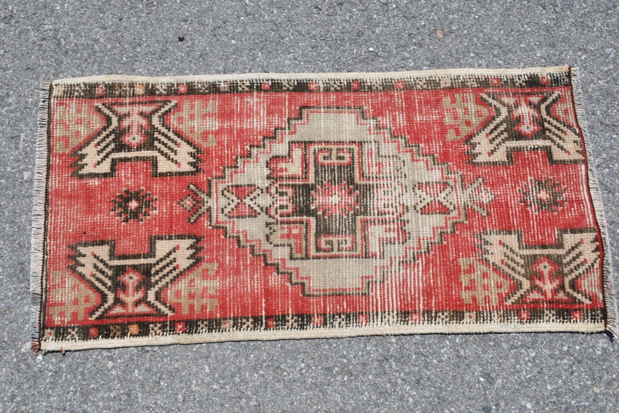 Turkish Red Solid Wool Rug - Box Turtle
