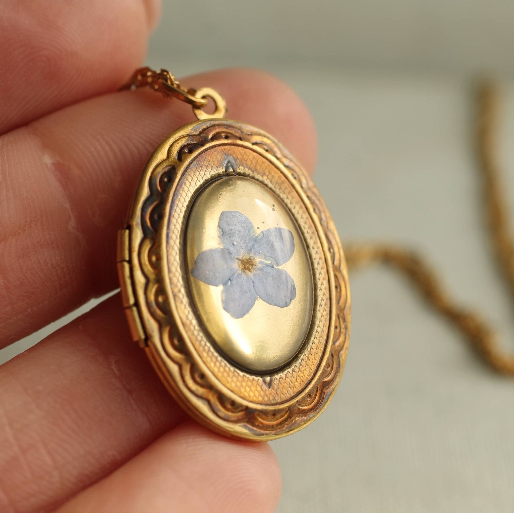 Victorian Forget Me Not Locket Necklace - Box Turtle