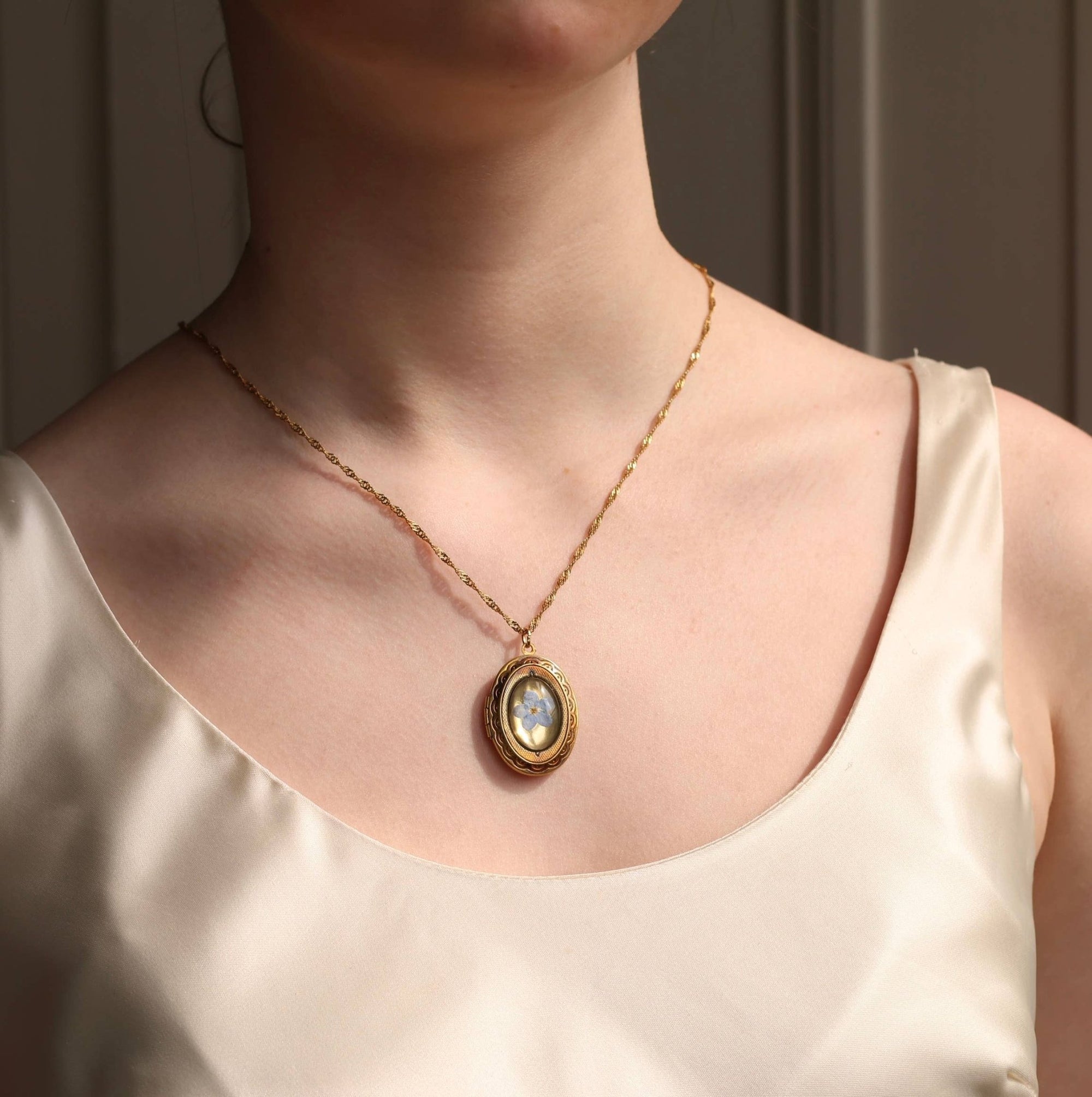 Victorian Forget Me Not Locket Necklace - Box Turtle