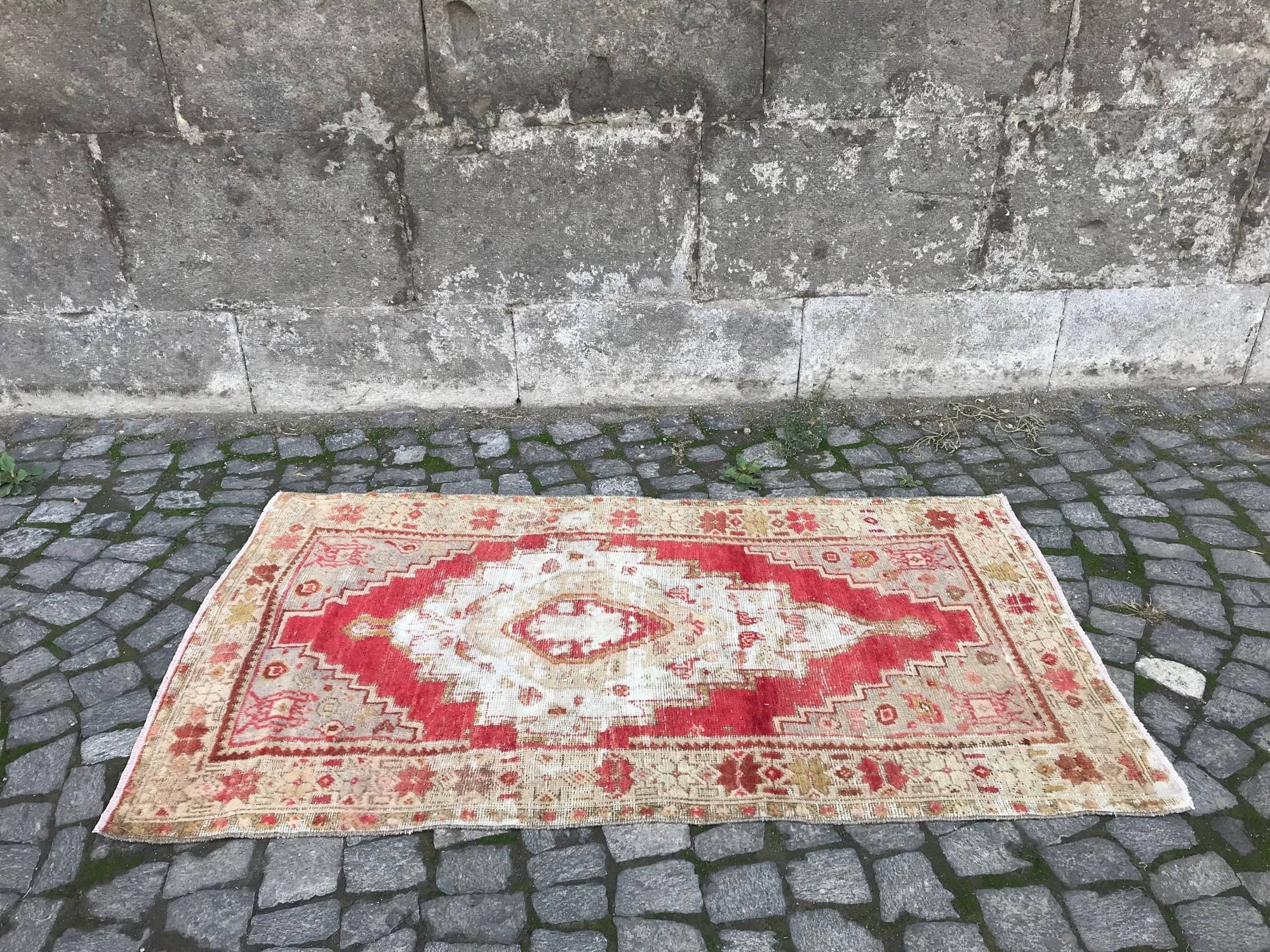 Vintage Turkish Red Rug Floral Rug - Box Turtle