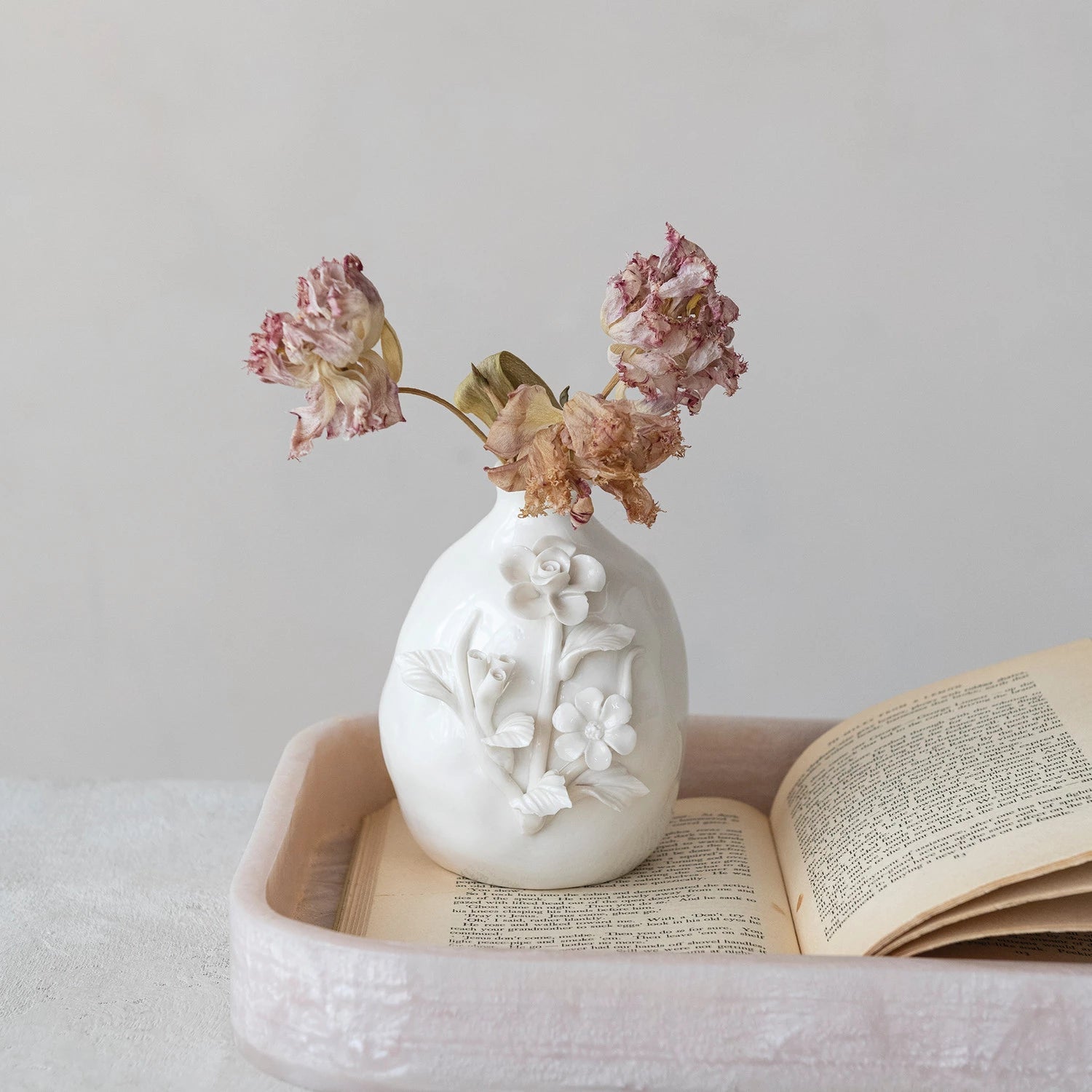White 3D Flowers Stoneware Vase - Box Turtle