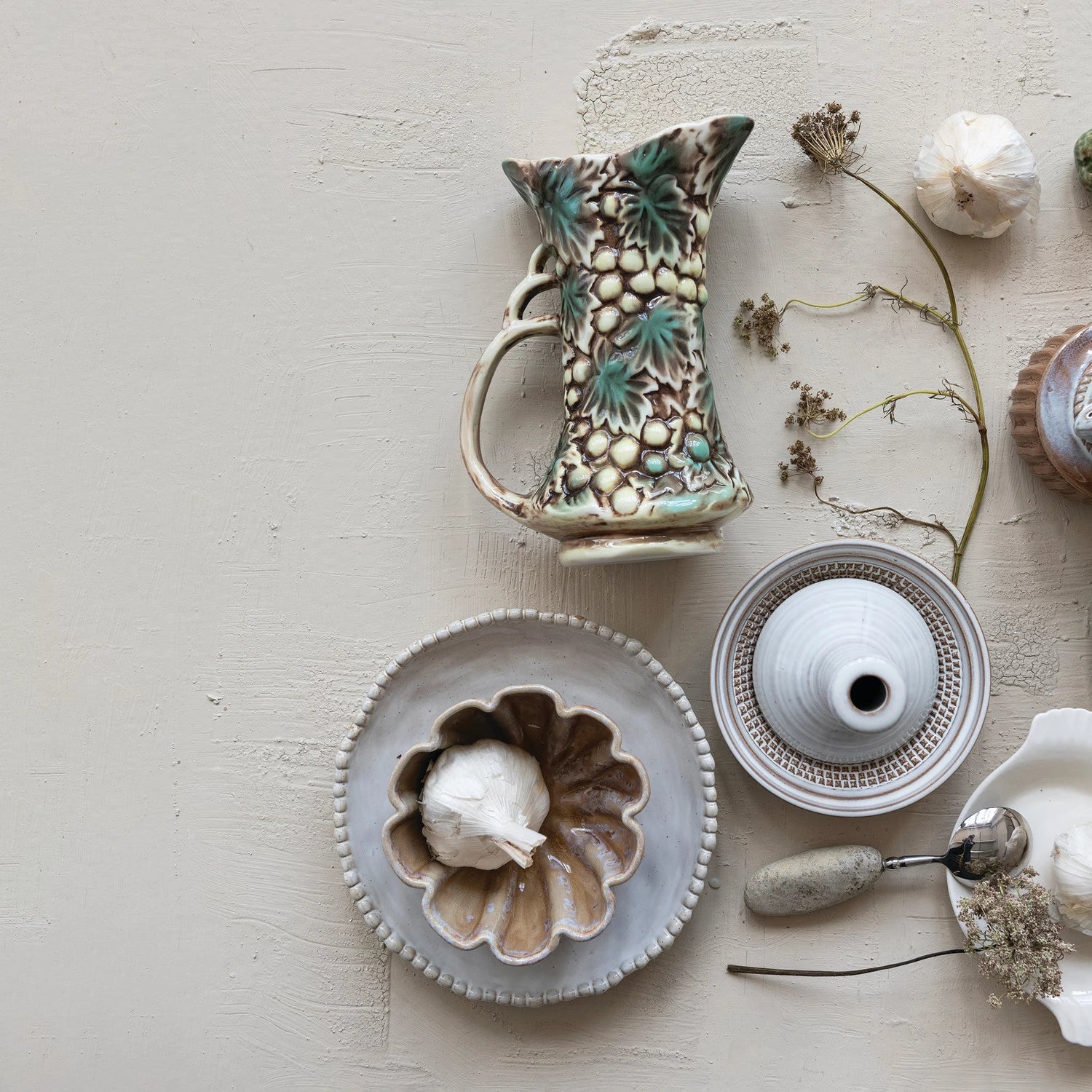 White Low Bowl with Hobnail Rim - Box Turtle