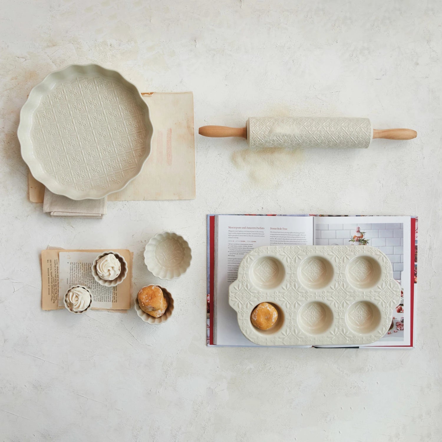 Cream Stoneware Muffin Pan
