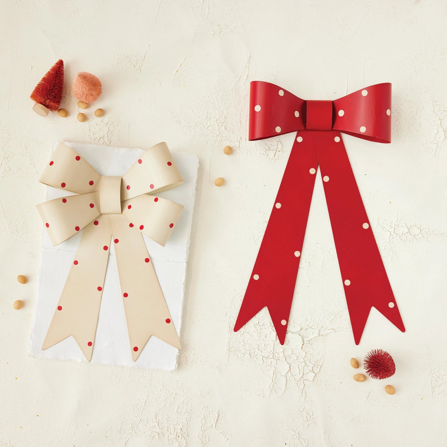 Red Polka Dot Metal Bow Wall Décor