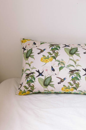 Hummingbird Pillowcase Set