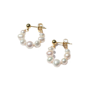 Pearl Swoop Earring