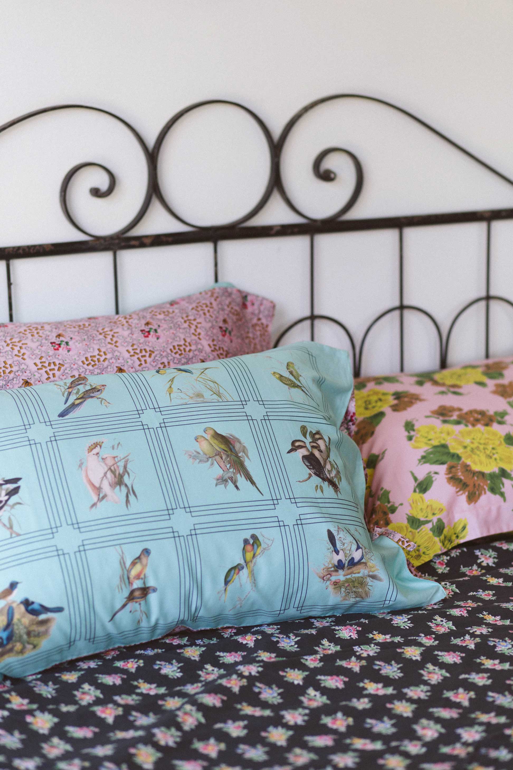 Australian Birds Pillowcase Set