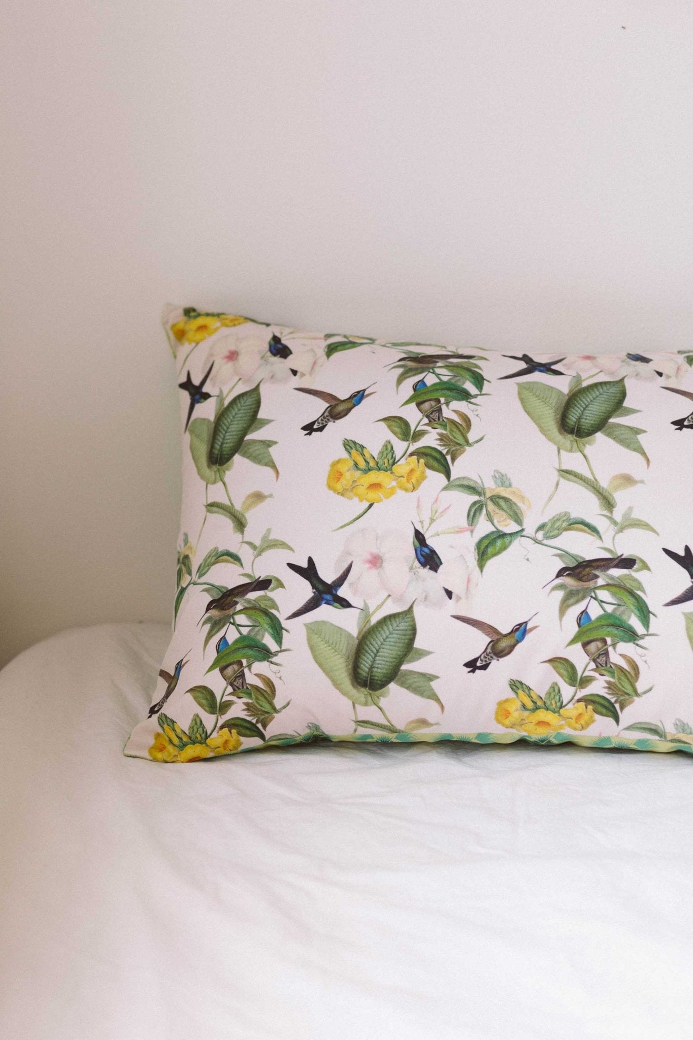 Hummingbird Pillowcase Set - Box Turtle